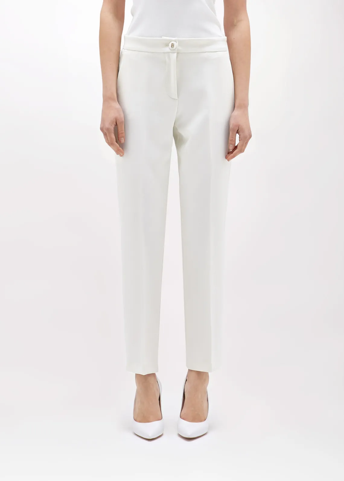 CIGARETTE PANTS IN LIGHT CRÊPE