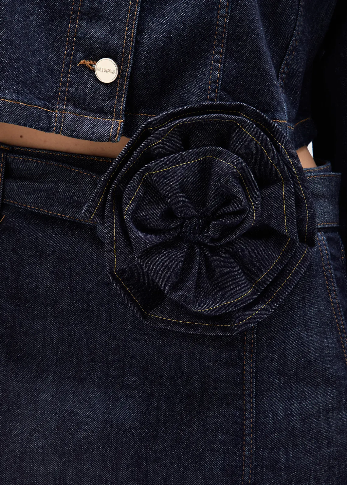 DENIM PENCIL SKIRT WITH BELT
