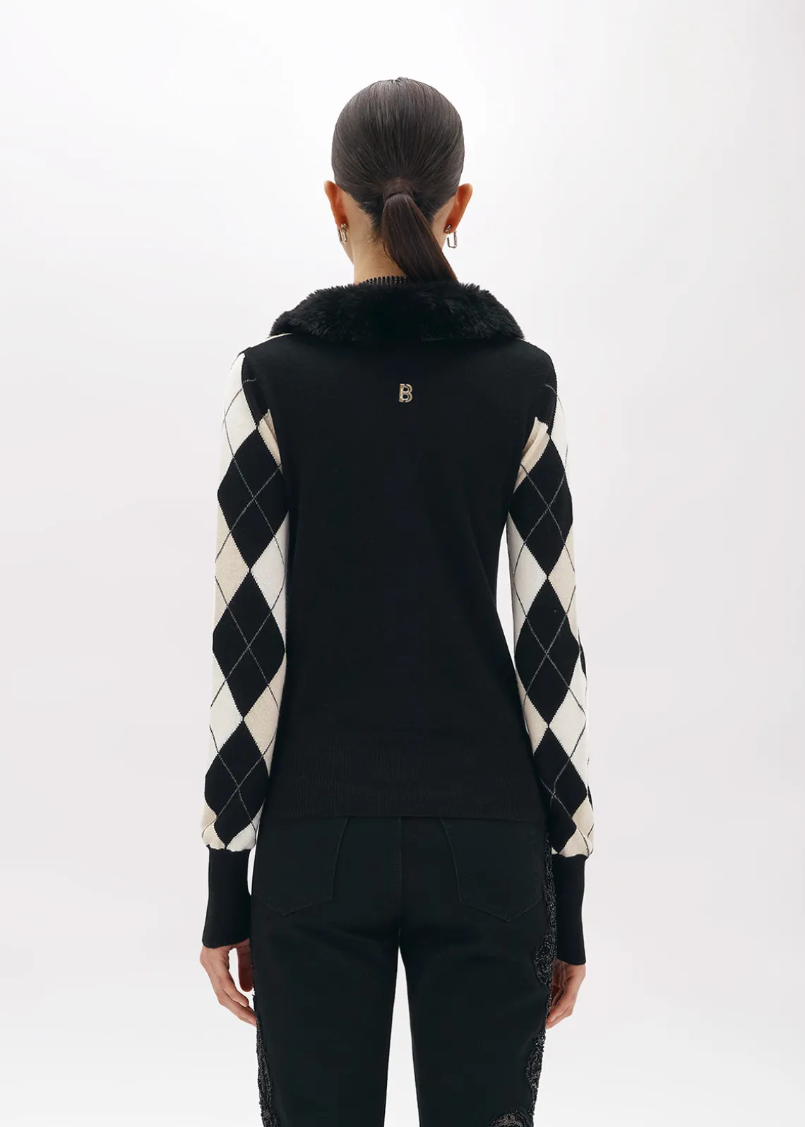 DIAMOND PATTERN CARDIGAN WITH FAUX FUR COLLAR