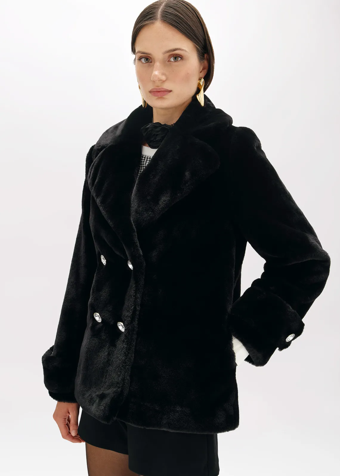 FAUX FUR CROPPED COAT