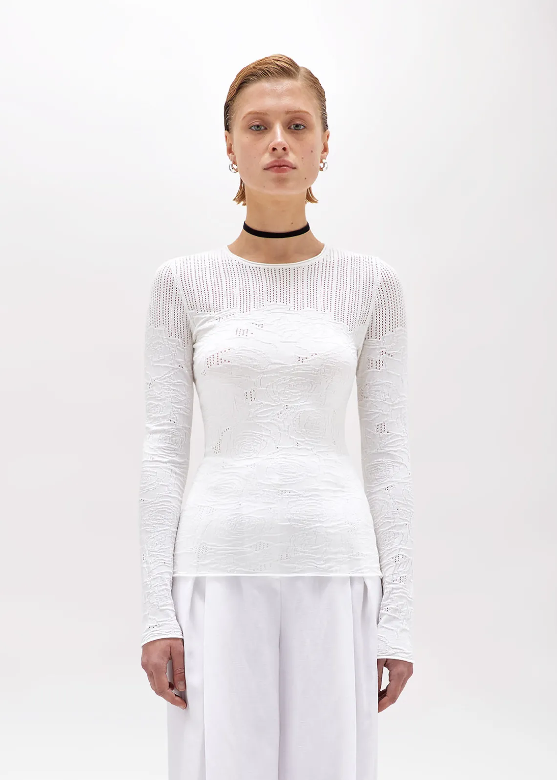 FITTED SWEATER WITH FLORAL PATTERN