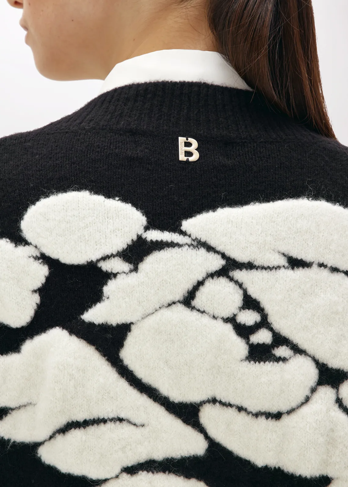 JACQUARD OVERSIZED CARDIGAN WITH ROSES