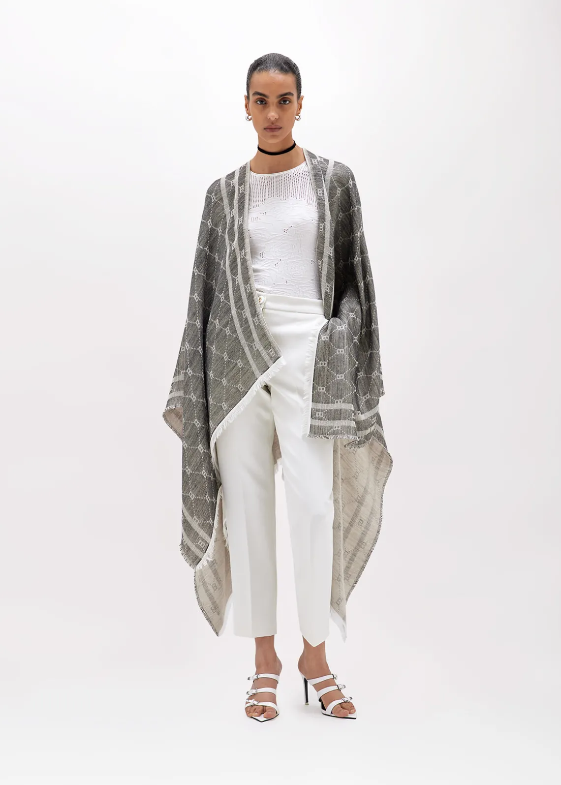 KNITTED PONCHO WITH LOGO