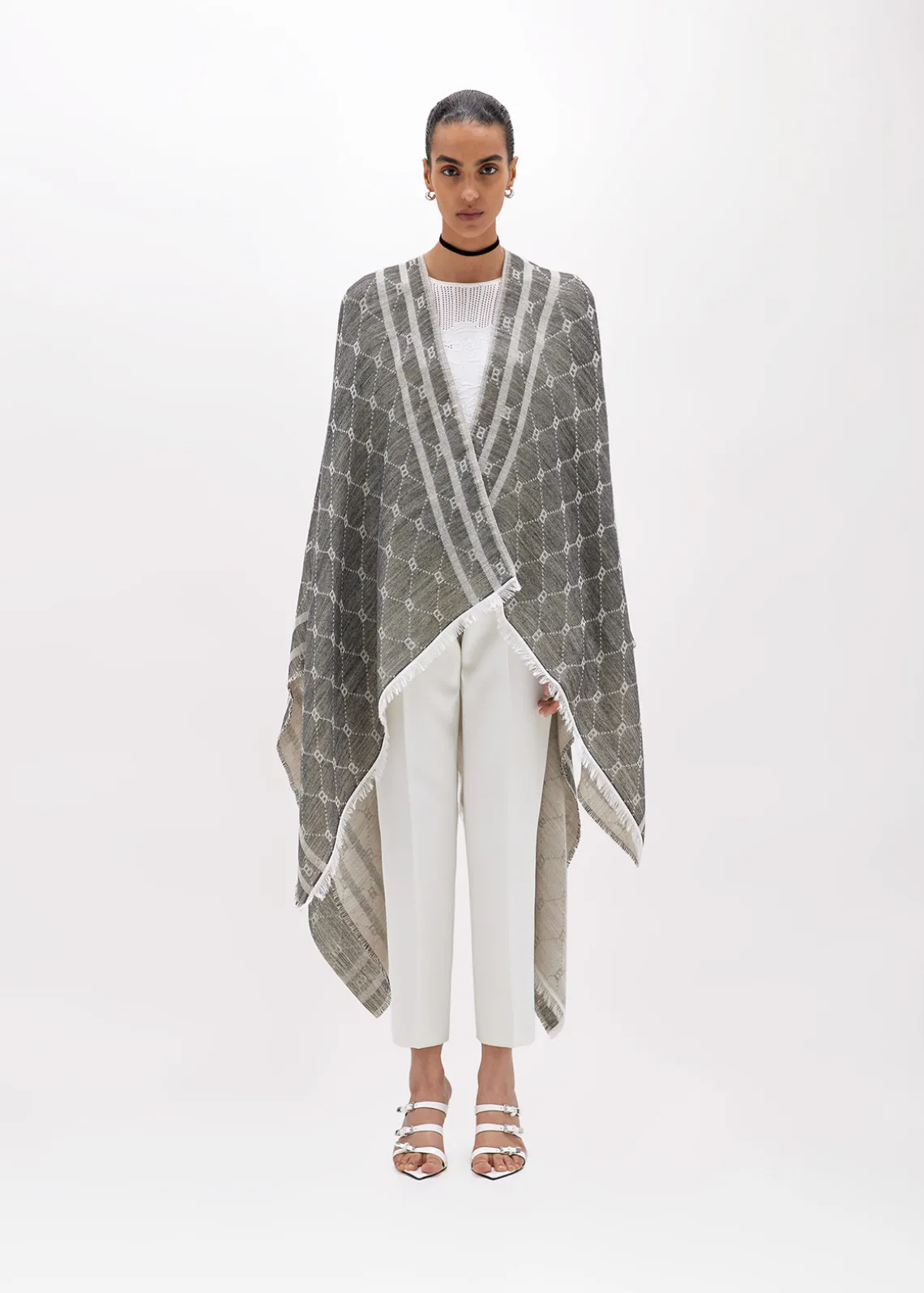 KNITTED PONCHO WITH LOGO