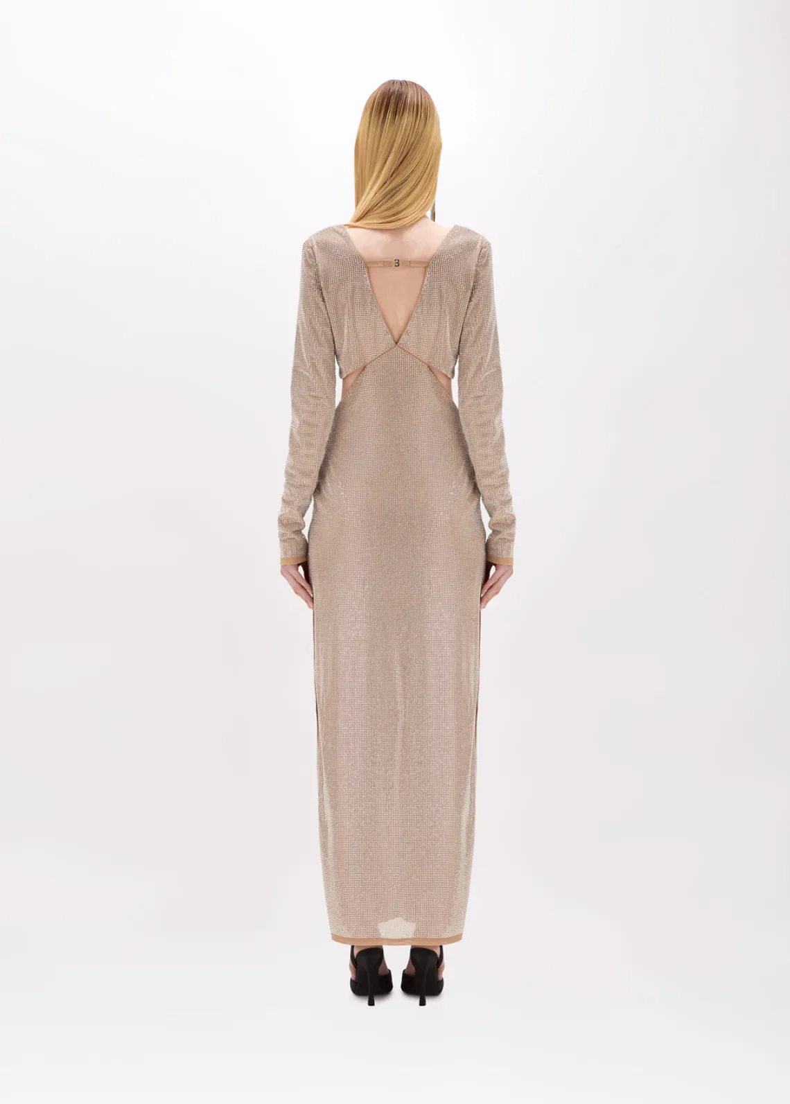 Long dress in tulle with rhinestones
