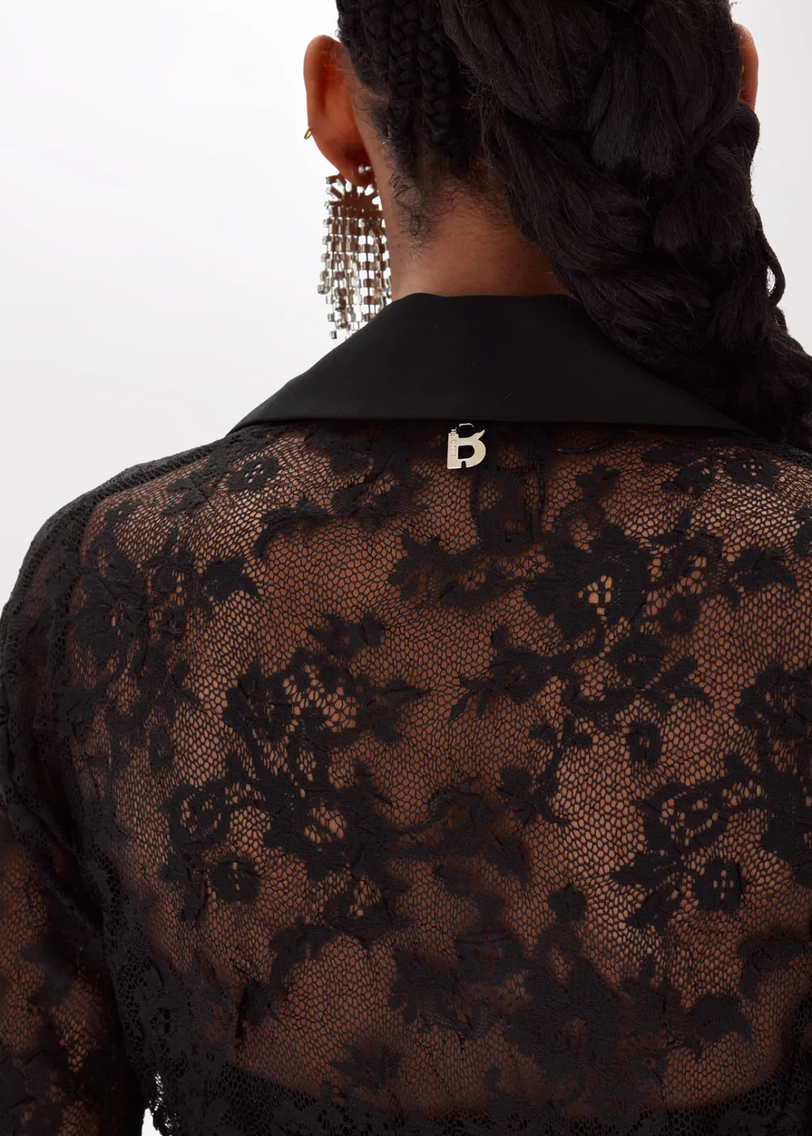 Longuette dress in stretch lace