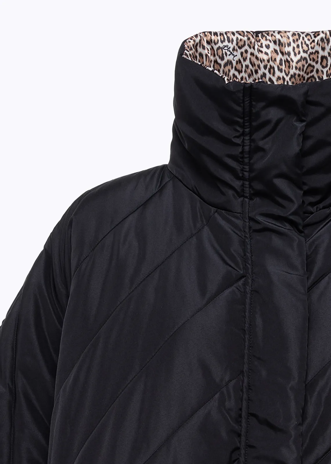 QUILTED NYLON CAPE