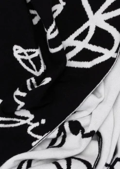 SCARF AND HAT WITH LOGO PRINT