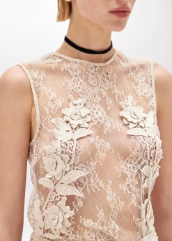SLIM LACE TOP WITH EMBROIDERY