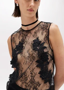 SLIM LACE TOP WITH EMBROIDERY