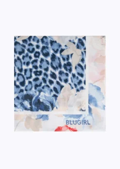 STOLE WITH ANIMAL PRINT AND ROSES
